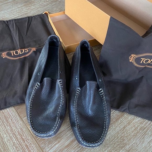 Tod’s Men’s Dark Brown Leather Driving Moccasins Slip-on Loafers - Picture 1 of 15